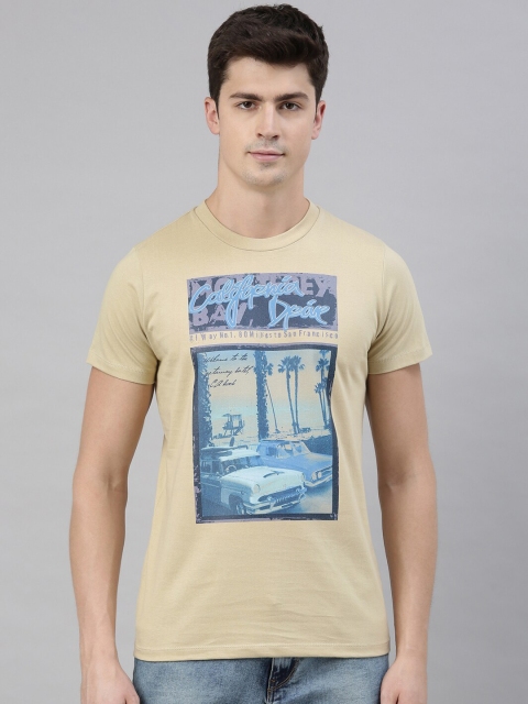 

QUANCIOUS Men Beige Printed Round Neck T-shirt