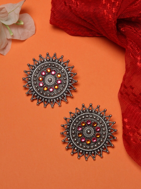 

NEUDIS Silver-Toned Oxidized Geometric Studs