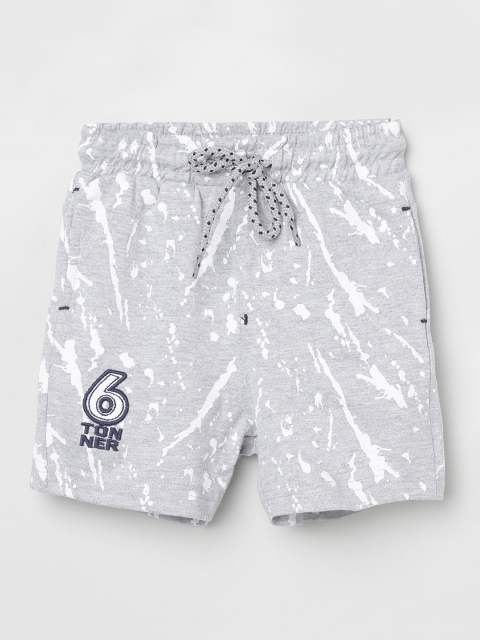 

max Boys Grey Printed Cotton Regular Fit Shorts