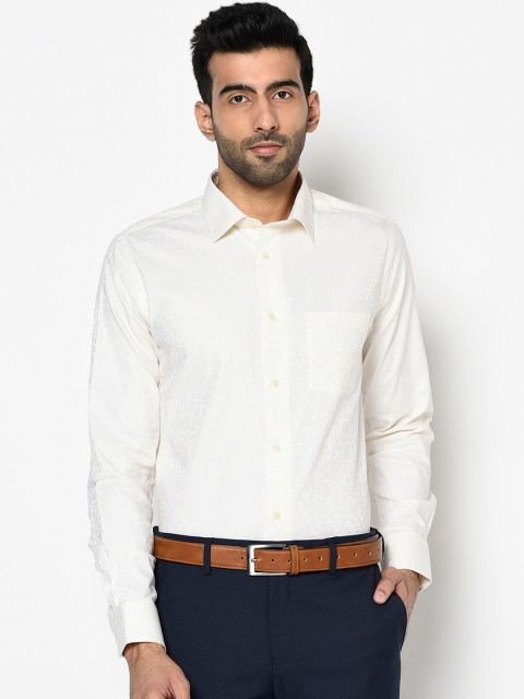 

Blackberrys Men Off-White Slim Fit Self Design Cotton Casual Shirt