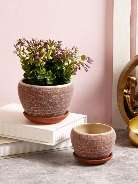 

Aapno Rajasthan Set Of 2 Brown Textured Ceramic Planters