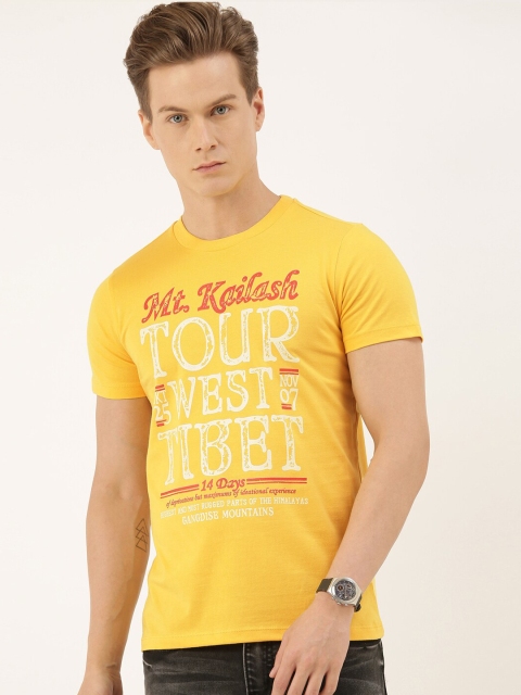 

QUANCIOUS Men Mustard Printed Round Neck Sustainable T-shirt