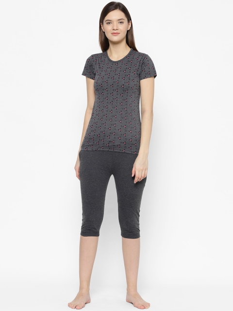 

VIMAL JONNEY Women Grey Printed Night suit