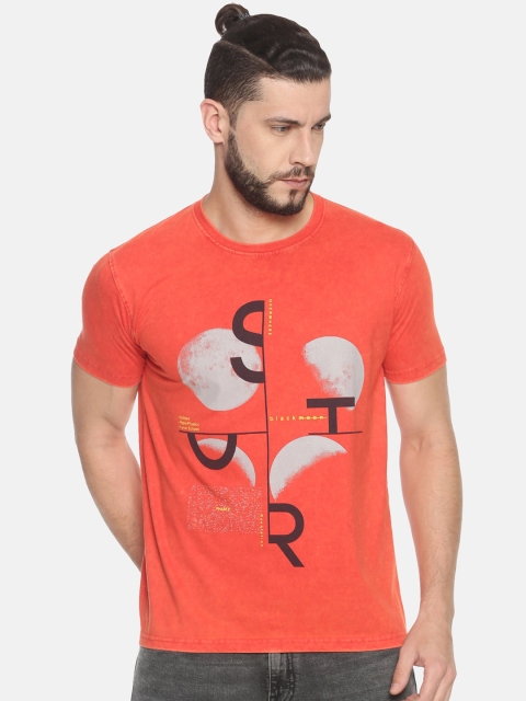 

HALTON HILLS Men Orange Printed Round Neck T-shirt