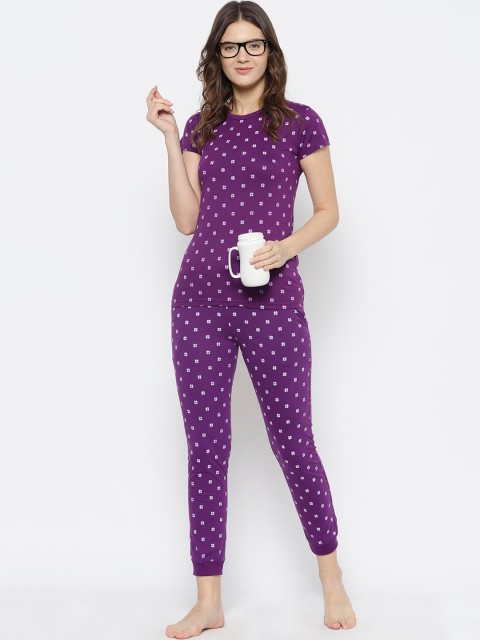 

VIMAL JONNEY Women Purple & White Printed Night Suit