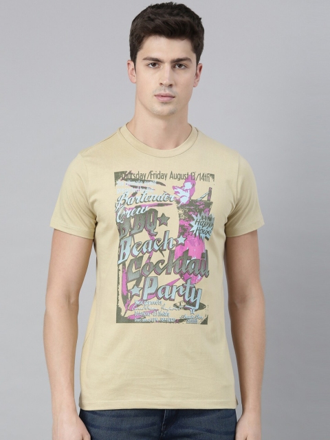 

QUANCIOUS Men Beige & Pink Printed Round Neck Organic Cotton Sustainable T-shirt