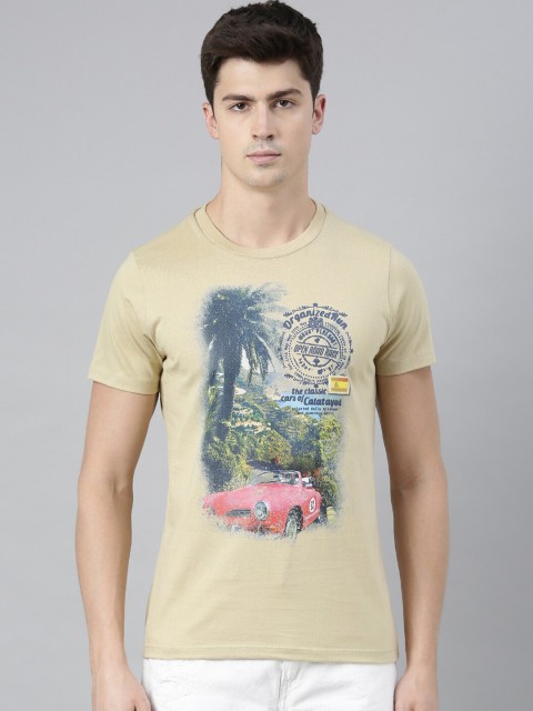 

QUANCIOUS Men Beige Printed Round Neck T-shirt