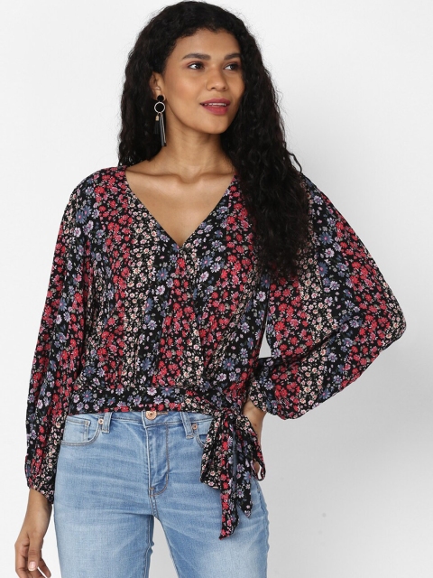 

AMERICAN EAGLE OUTFITTERS Black & Pink Floral Printed Bishop Sleeves Regular Top