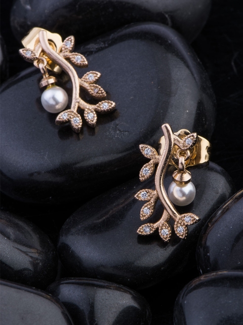 

Alankruthi Gold-Plated & White CZ ADLeaf Shaped Studs