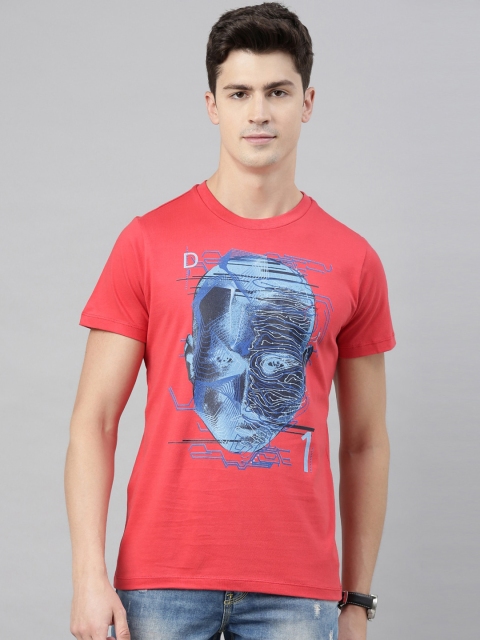 

QUANCIOUS Men Coral Printed Round Neck T-shirt