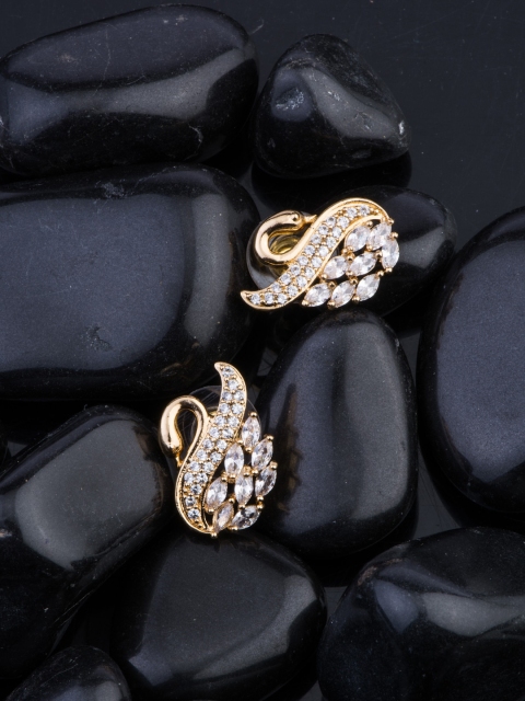 

Alankruthi Gold-Toned Contemporary Studs