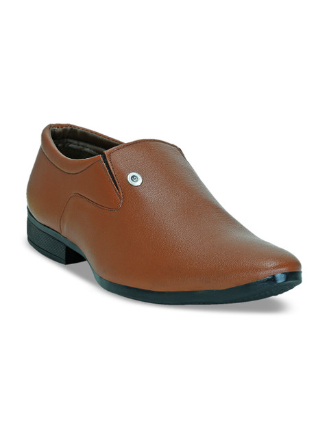 

Get Glamr Men Tan Brown Solid Loafers