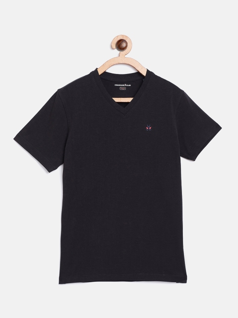 

Crimsoune Club Boys Navy Blue Solid V-Neck T-shirt