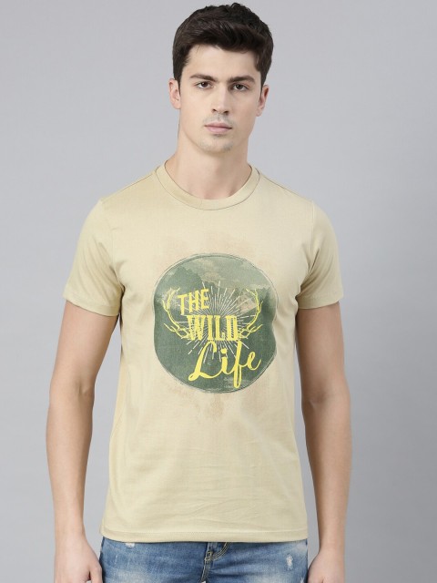 

QUANCIOUS Men Beige Striped Round Neck Sustainable T-shirt