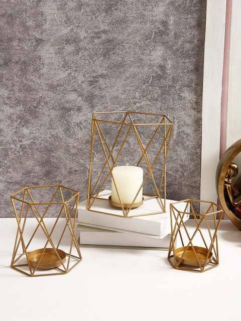 

Aapno Rajasthan Set Of 3 Gold-Toned Geometric Candle Holders