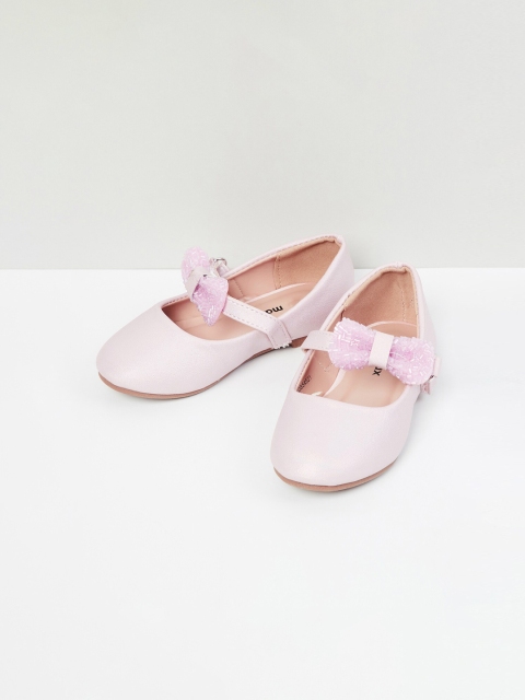 

max Girls Pink Solid Ballerinas