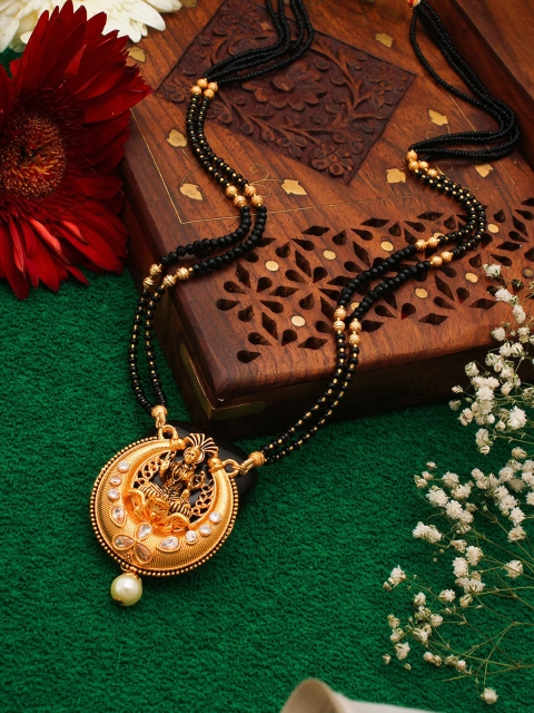 

aadita Gold-Plated Black & White Kundan-Studded & Pearl Beaded Mangalsutra