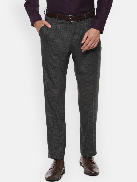 

Louis Philippe Men Black Regular Fit Solid Formal Trousers