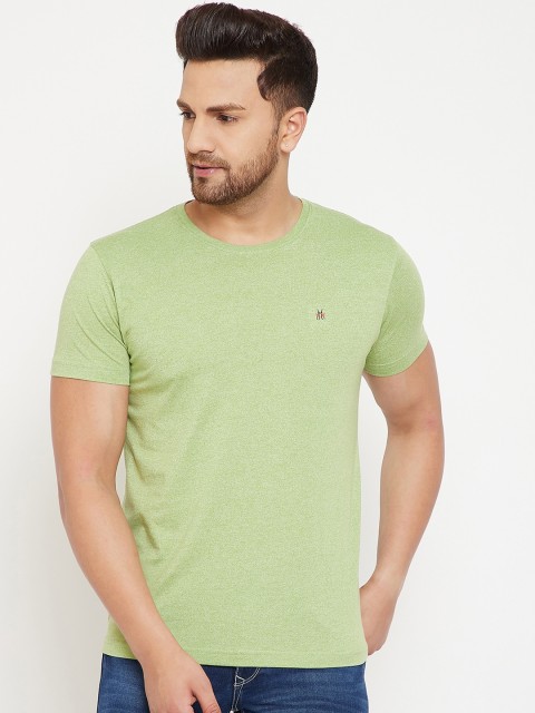 

Crimsoune Club Men Green Solid Round Neck T-shirt
