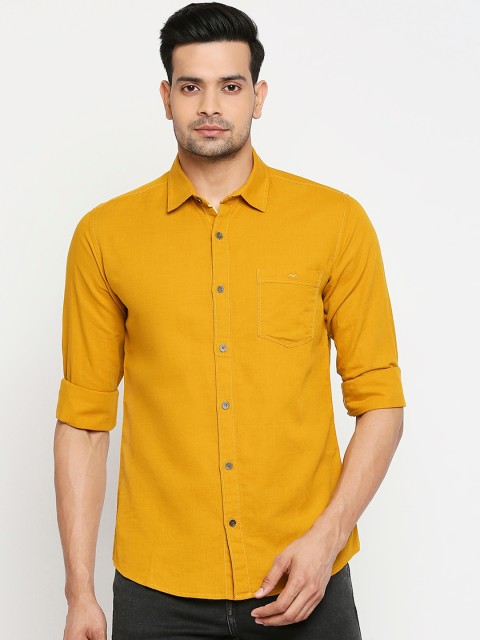 

Mufti Men Mustard Yellow Slim Fit Solid Cotton Linen Casual Shirt