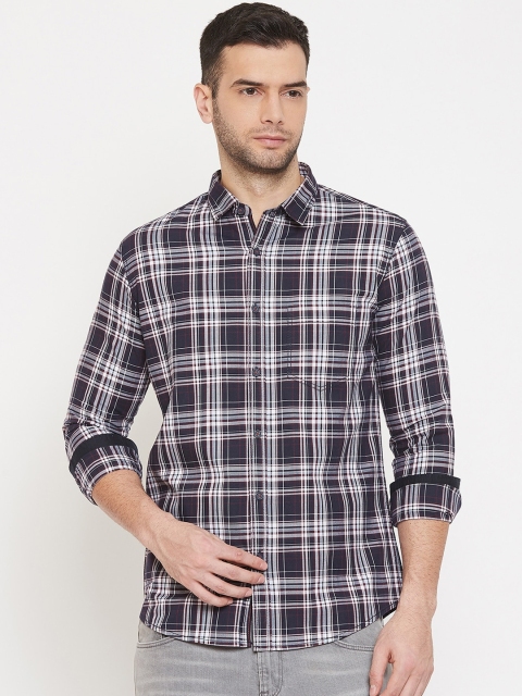 

Octave Men Navy Blue & White Regular Fit Checked Casual Shirt