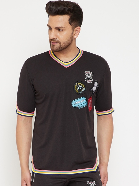 

FUGAZEE Men Black Loose Fit Solid V-Neck T-shirt with Applique Badges