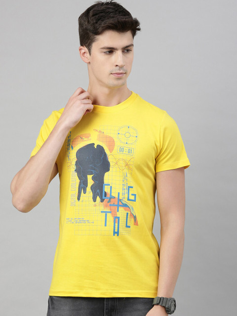

QUANCIOUS Men Yellow & Blue Graphic Print Organic Cotton Round Neck T-shirt