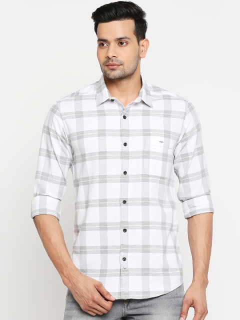 

Mufti Men White & Grey Slim Fit Checked Pure Cotton Casual Shirt