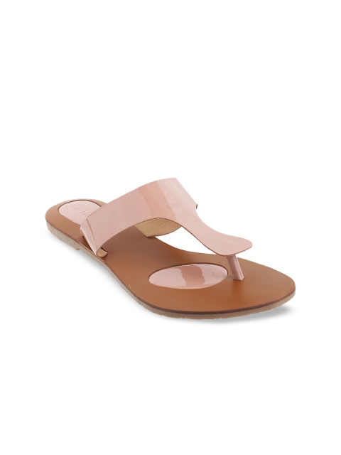 

Metro Women Peach-Coloured Colourblocked T-Strap Flats