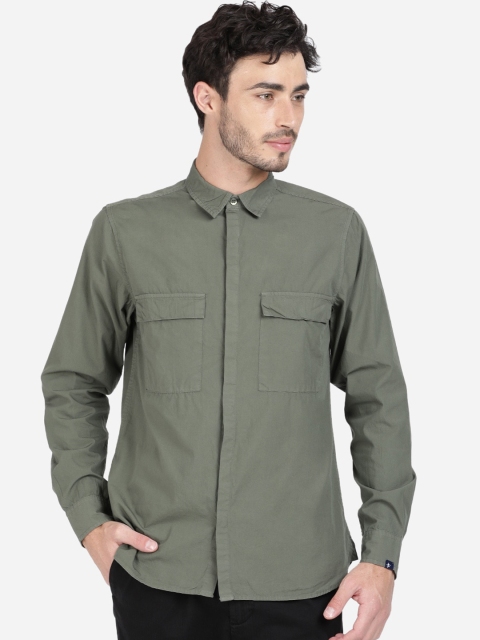 

Breakbounce Men Olive Green Regular Fit Solid Poplin Vintage Crinkle Washed Casual Shirt