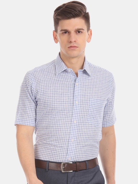 

Arrow Men Blue & White Regular Fit Checked Formal Shirt