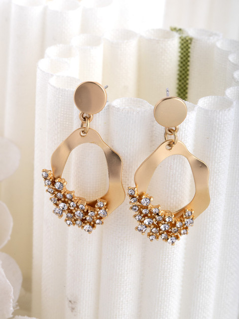 

CRZ Gold-Toned Contemporary Drop Earrings
