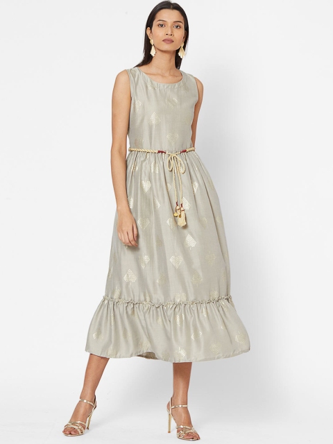

ZOLA Women Silver-Toned Solid Fit and Flare Dress