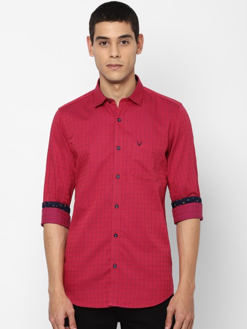 

Allen Solly Men Red & Blue Pure Cotton Slim Fit Checked Casual Shirt
