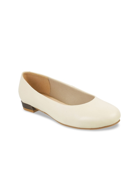 

Mochi Women Off-White Solid Pumps