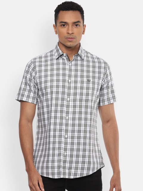 

Van Heusen Sport Men White & Black Slim Fit Checked Casual Shirt