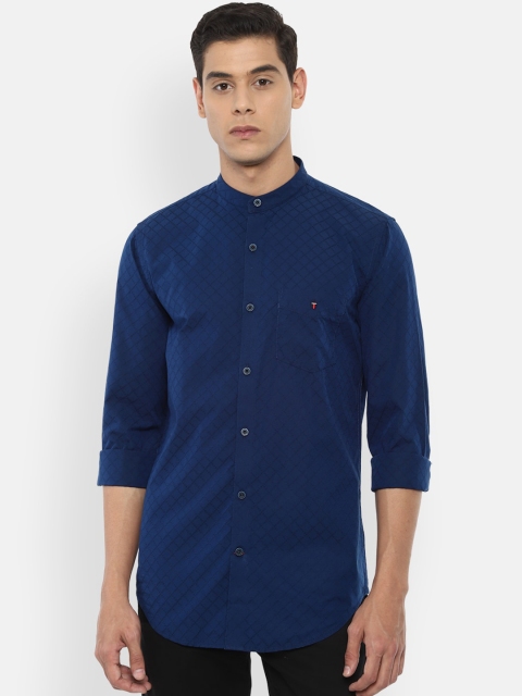 

Louis Philippe Sport Men Navy Blue Pure Cotton Slim Fit Self Design Casual Shirt