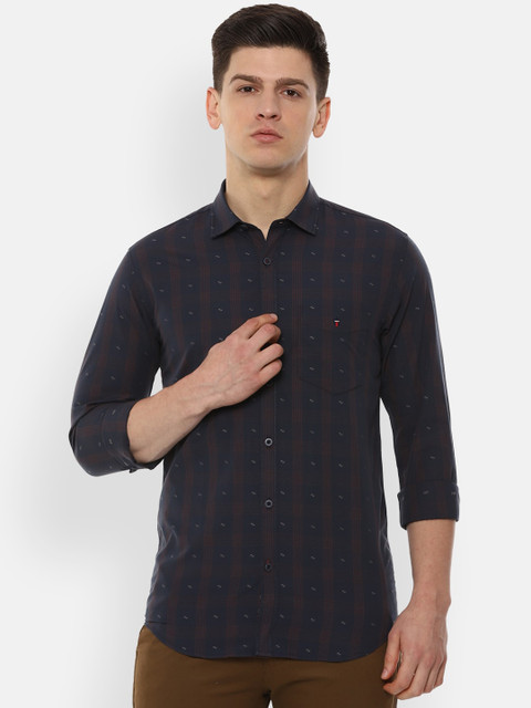 

Louis Philippe Sport Men Navy Blue & Red Slim Fit Checked Casual Shirt