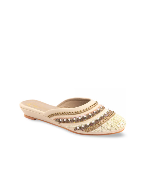 

KALTHEOS Women Cream-Coloured Embellished Mules