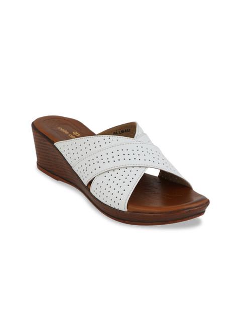 

pelle albero Women White Solid Sandals