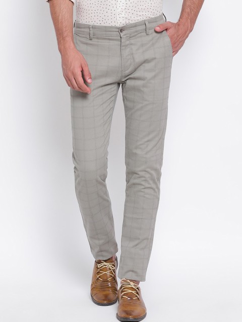 

Turtle Men Grey & Black Slim Fit Checked Regular Trousers