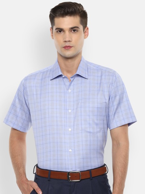 

Van Heusen Men Blue & White Regular Fit Checked Formal Shirt