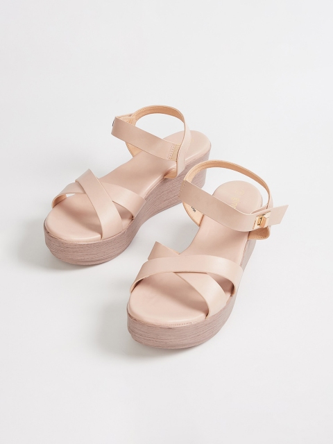 

Ginger by Lifestyle Women Beige Solid Sandals