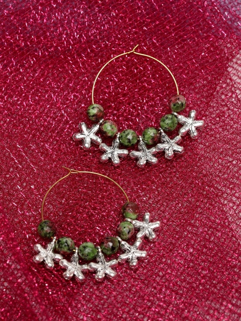 

VOGUE PANASH Green & Silver-Toned Gold-Plated Agate Studded Circular Hoop Earrings