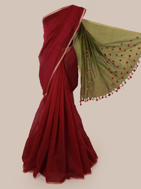 

Pothys Magenta Solid Cotton Blend Saree