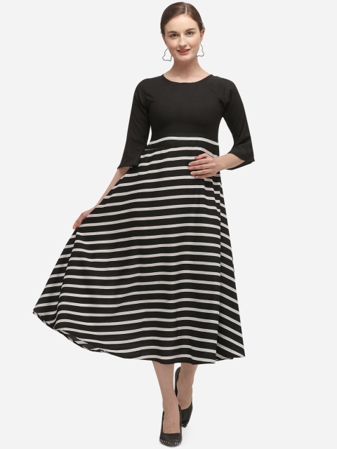 

SAADHVI Women White & Black Printed Fit and Flare Dress