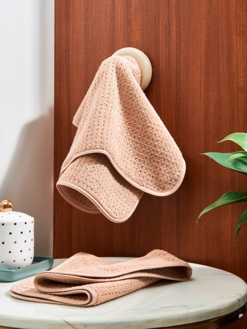 

DDecor Set Of 2 Peach-Coloured Solid 550 GSM Hand Towels