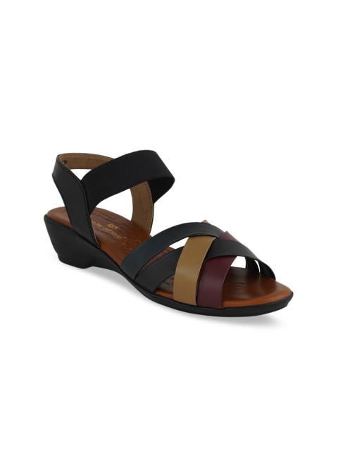 

pelle albero Women Multicoloured Solid Sandals, Multi