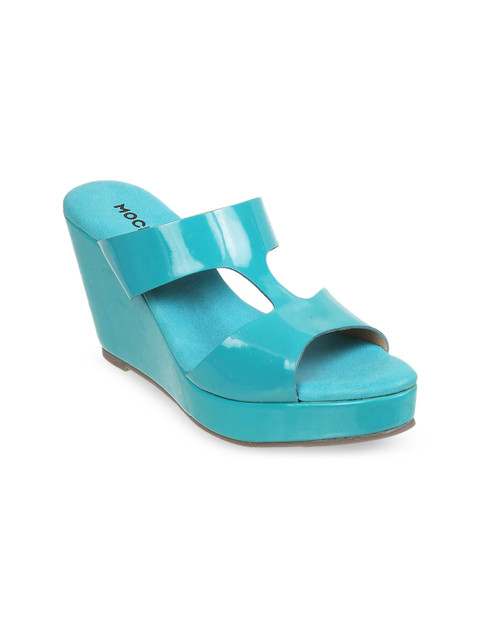 

Mochi Women Green Solid Heels