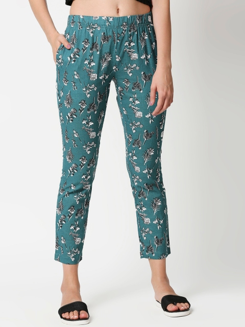 

Bewakoof Women Teal Green & White Printed Pure Cotton Lounge Pants